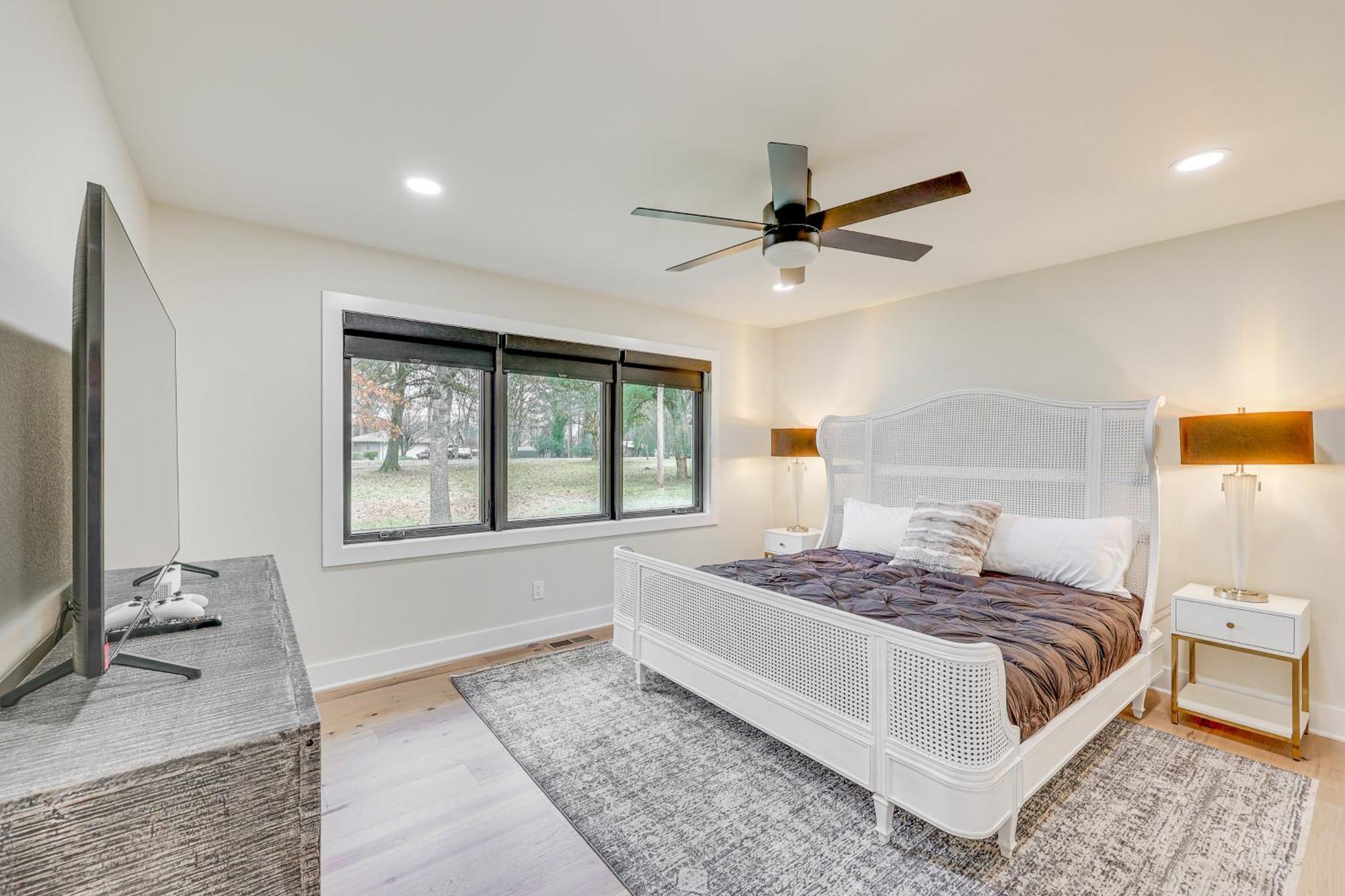 Grand Lakefront Home In Hot Springs With Boat Dock! Lake Hamilton Exterior foto